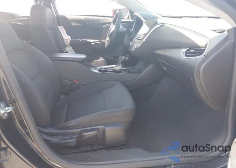 2019 Chevrolet Malibu Lt z USA, uszkodzony, nr VIN 1G1ZD5ST8KF175296